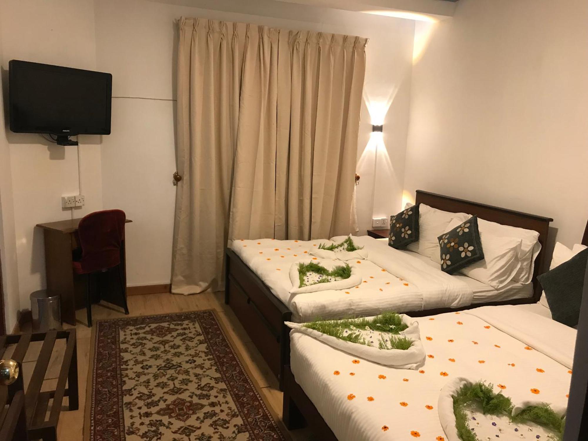 Marigold Home Нувара-Элия Экстерьер фото